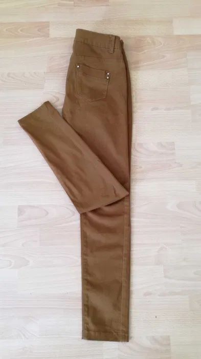 Nowe! Spodnie damskie S/36