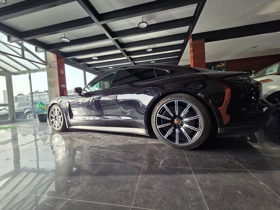 Porsche Taycan 4S bateria Performance Plus