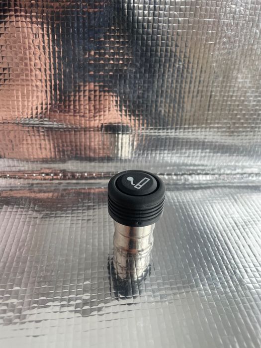 Автомобільний прикурювач