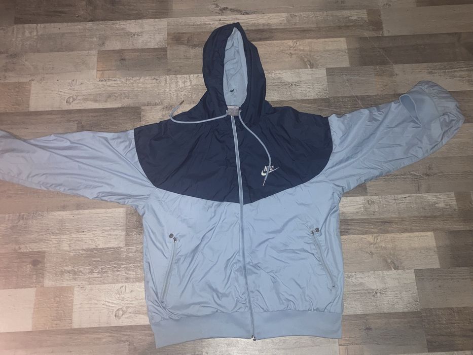 Вітровка Nike Sportswear Windrunner