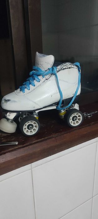 Patins Hóquei ou patinagem artística