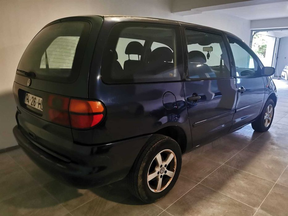 Vendo 2 carrinhas de 7 lugares