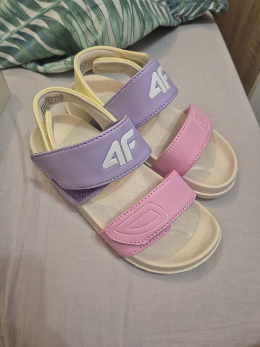 Sandałki 4f 33 nowe