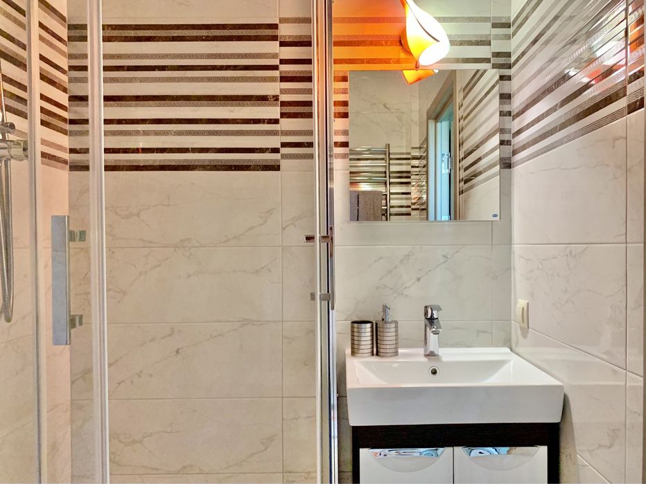 Подобово у ЖК «Львівський», Петропавлівська Борщагівка