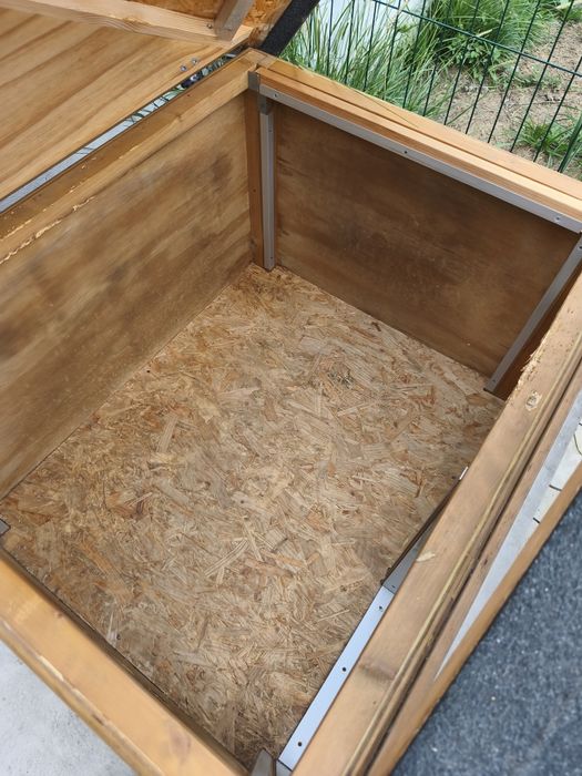 Casota para cao usada