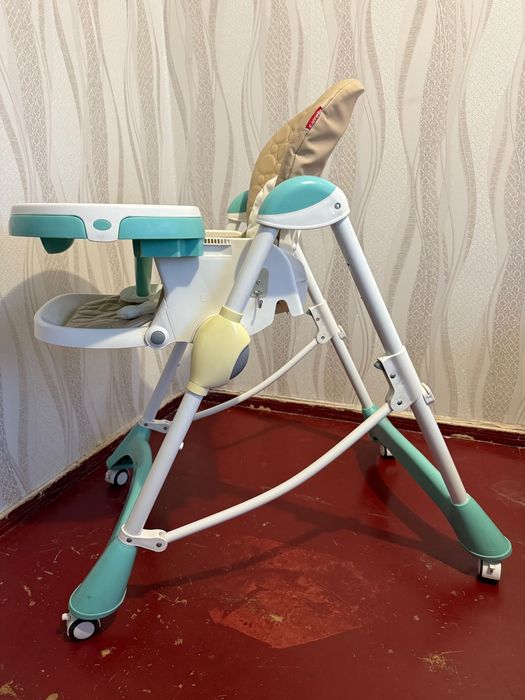 Стільчик для годування Carrello