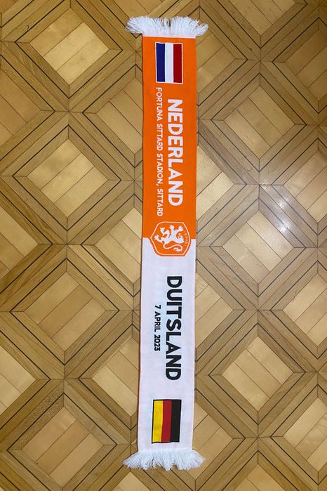 Szalik Piłkarski Holandia – Niemcy KVNB dwustronny dziany