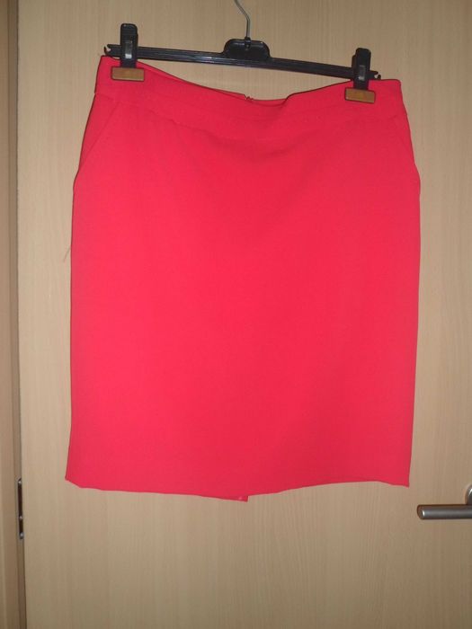 saia com bolsos  para mulher da marca YERA