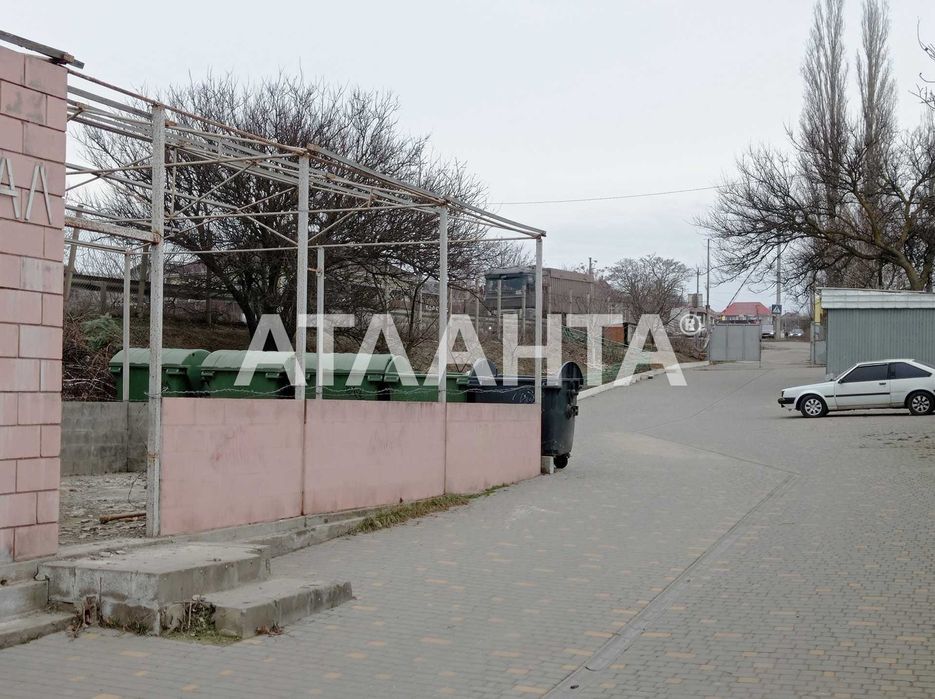 Дом-дачу , на берегу моря, в Новой Дофиновке.