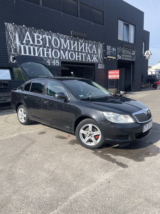 Продам машину 2700