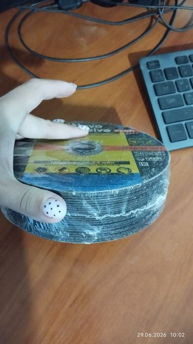 Отрезной круг по металу. Цена за  упаковка 25 шт можно и поштучно 27 грн штука