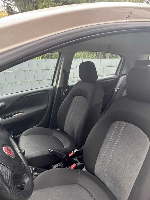 2015 roku fiat punto