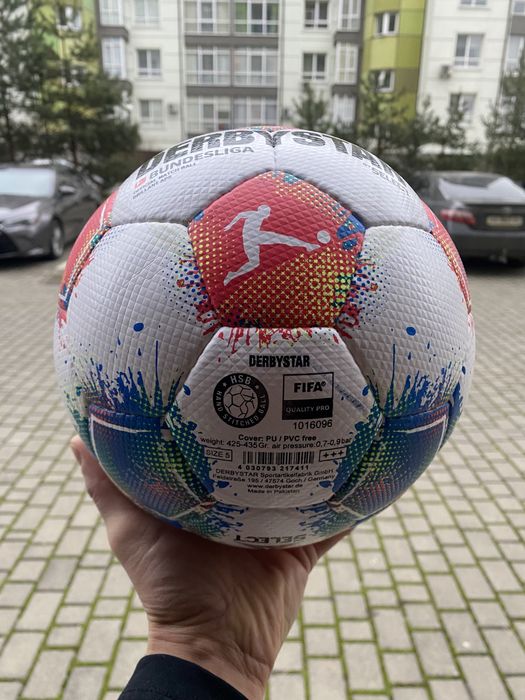 Футбольні мячі Select derbystar bundesliga оригінал