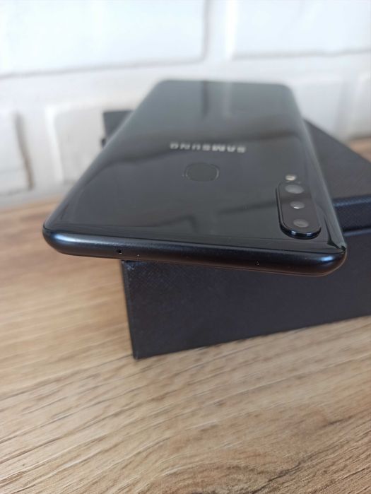 Samsung Galaxy A20s 3/32Gb Black (SM-A207F/DS)