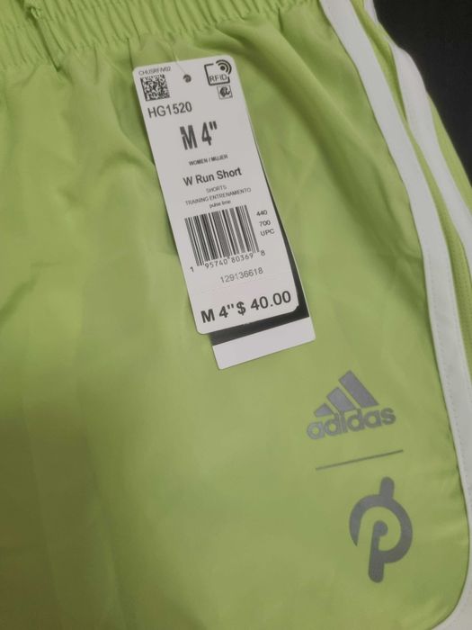 Calções de corrida adidas Capable of Greatness Mulher Pulse Limão