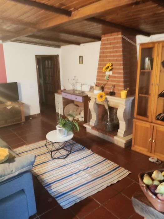 Moradia T2 com possibilidade de +t1