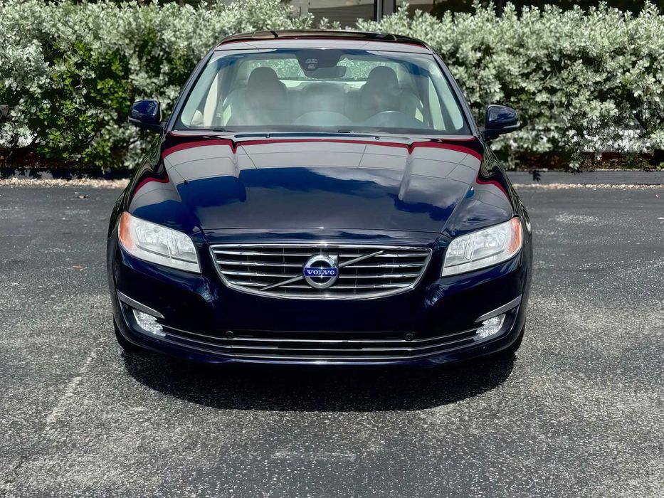 Volvo S80      2016