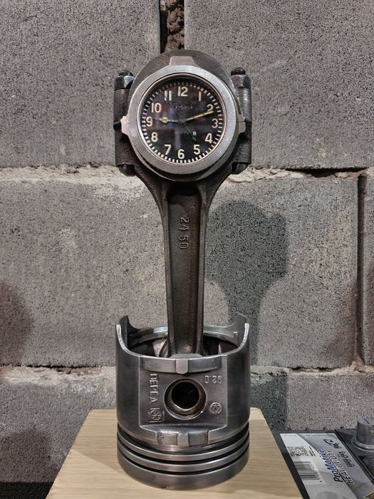 Подарок мужчине, подарок в гараж. Злой поршень, шатун.