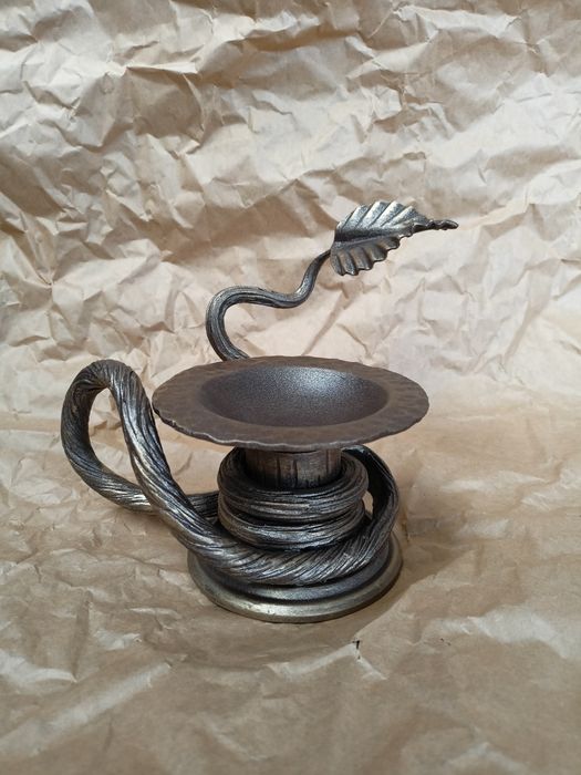 Подсвечник кованный