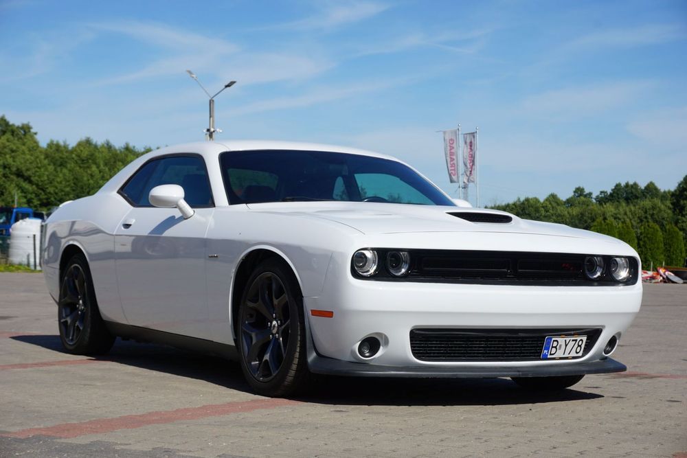 Dodge Challenger 5.7 Hemi Automat Skóry VAt23% Leasing kredyt !!