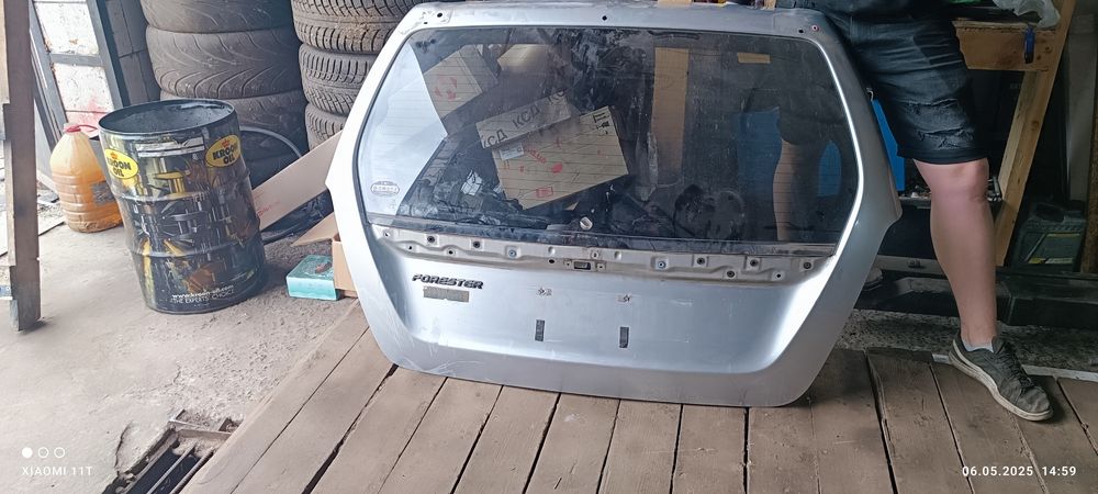 Ляда, крышка багажника subaru forester sg rest