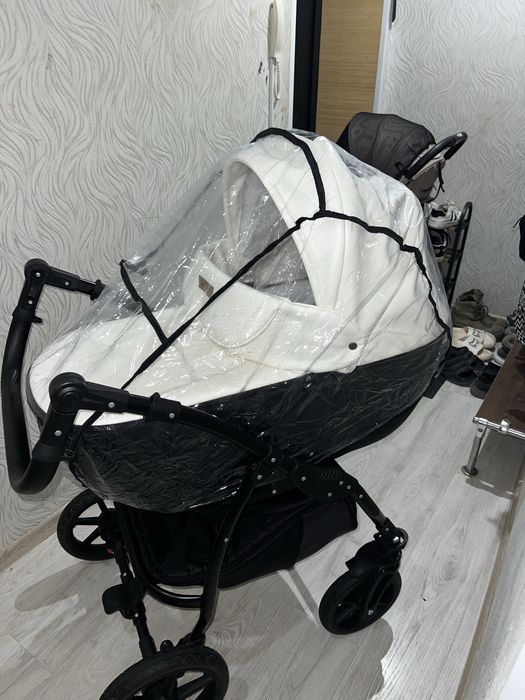 Продам коляску Anex 2в1 в отличном состоянии
