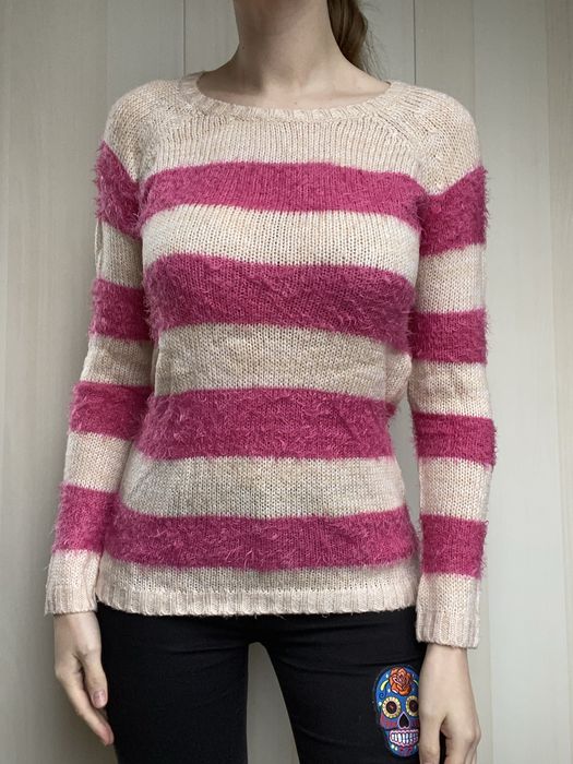 Светри, туніки в дуже гарному стані, розмір М