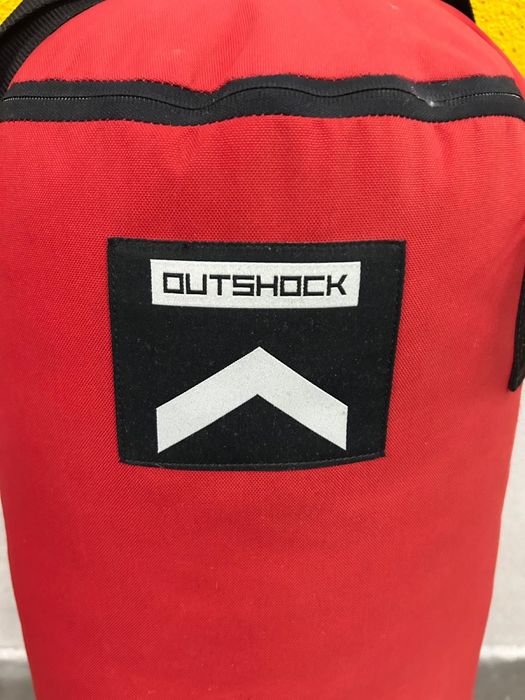 Saco de box 15 kg e fixacao de parede
