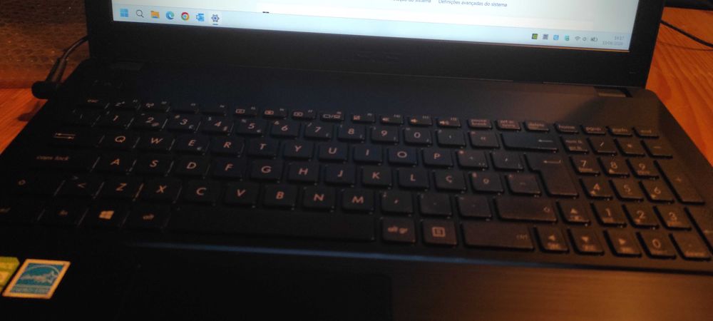 Portátil Asus I7 15.6"