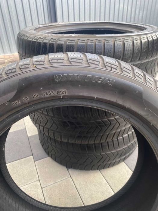 Продам зимні колеса Pirelli SOTTOZERO 3  225/50/R17