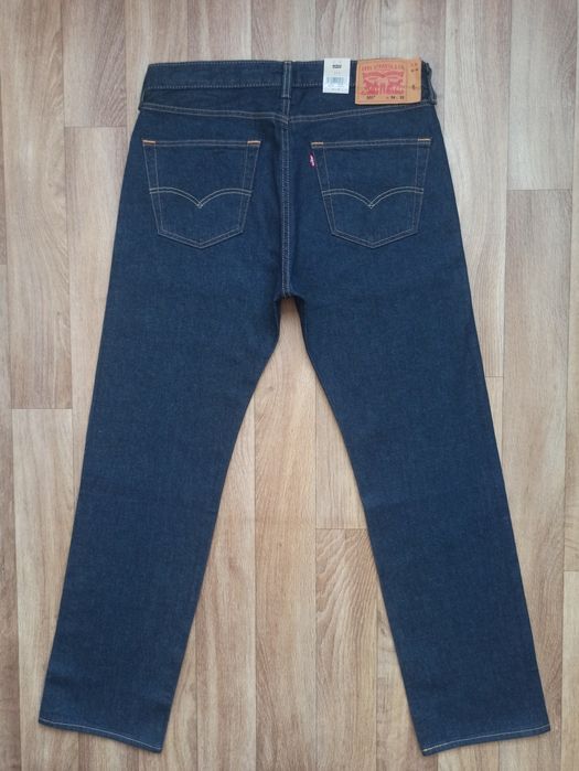 Джинси Levis 501