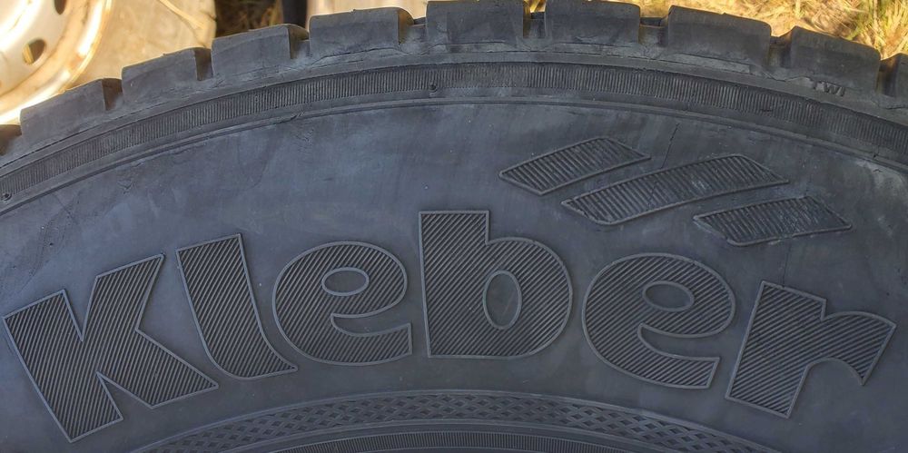 Летние шины 215/75R16C, Kleber Transpro на дисках R16 Фиат Дукато.