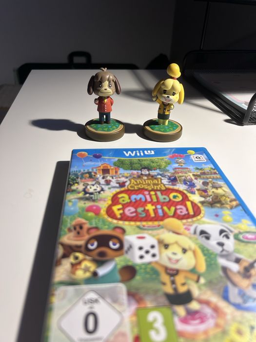 Jogo Animal Crossing Amiibo Festival (Wii U) + 2 Amiibos