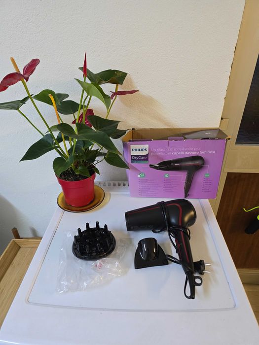 DryCare Advanced 2300W – Secador de Cabelo com Íons - Philips