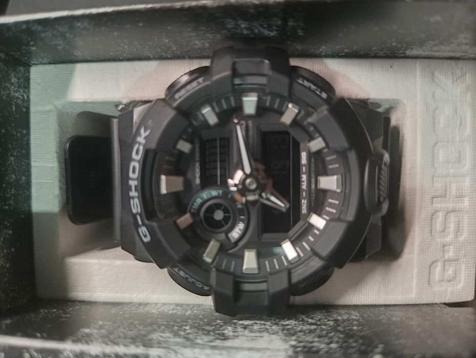Zegarek męski Casio G-SHOCK GA-700-1BER