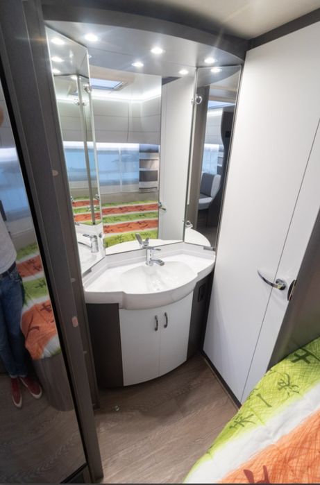 Caravana Hobby Excellent EDITION 460UFE