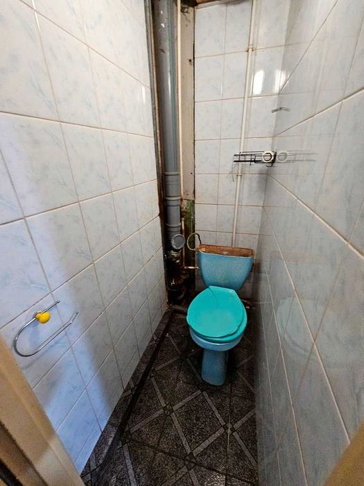 Продам комерційне приміщення...