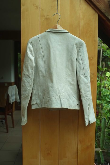 piękna biała ramoneska skórzana rockowa kurtka Vintage