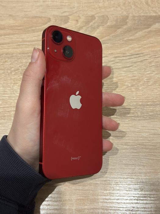iPhone 13 red 256gb
