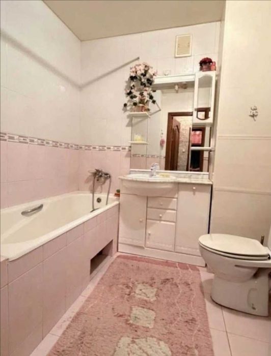 Продам двокімнатну квартиру в Харкові
