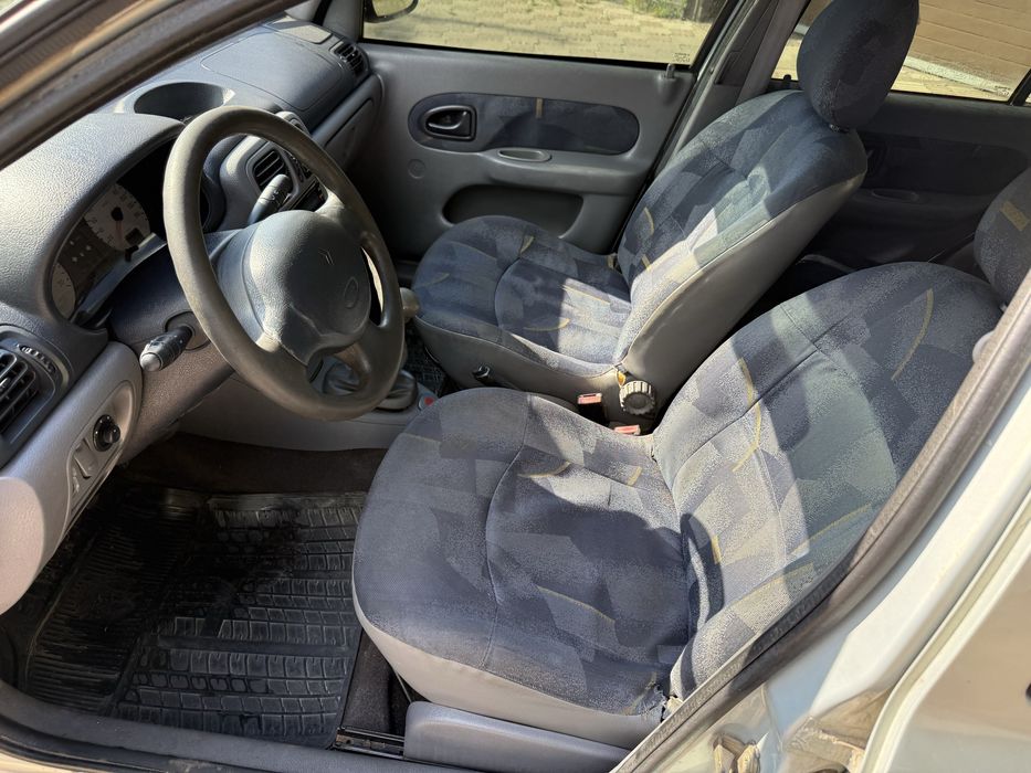 Renault Clio 1.4 Бензин.
