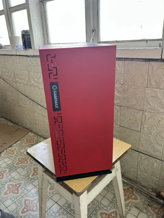 Продам корус з мат. платою (разом або по запчастинах)