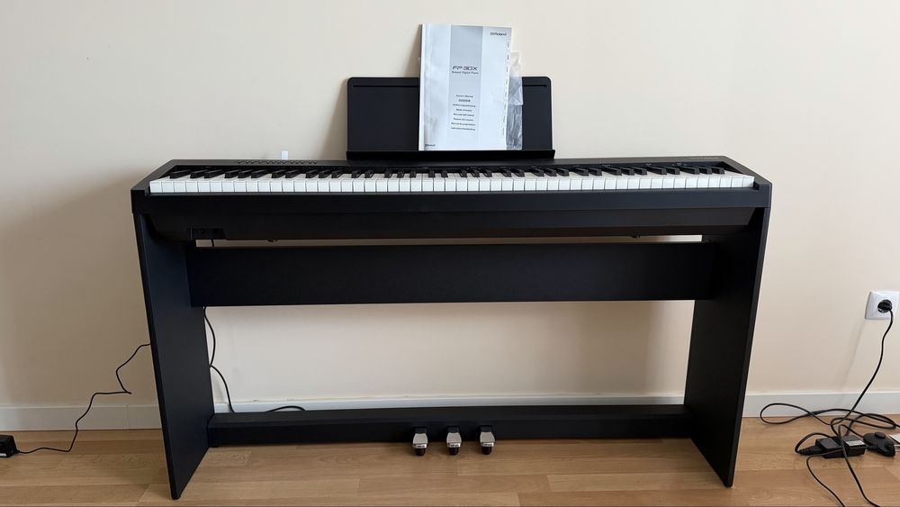 Piano Roland FP-30x BK (Preto)