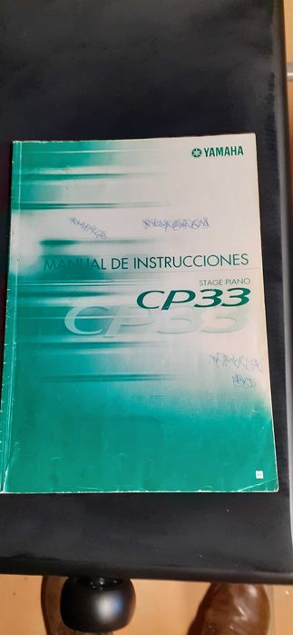 Piano profissional de cena Yamaha CP33