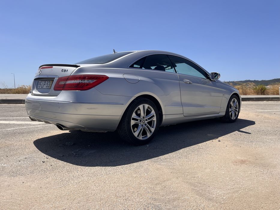Meecedes E coupe 350 cdi — fotografia 5