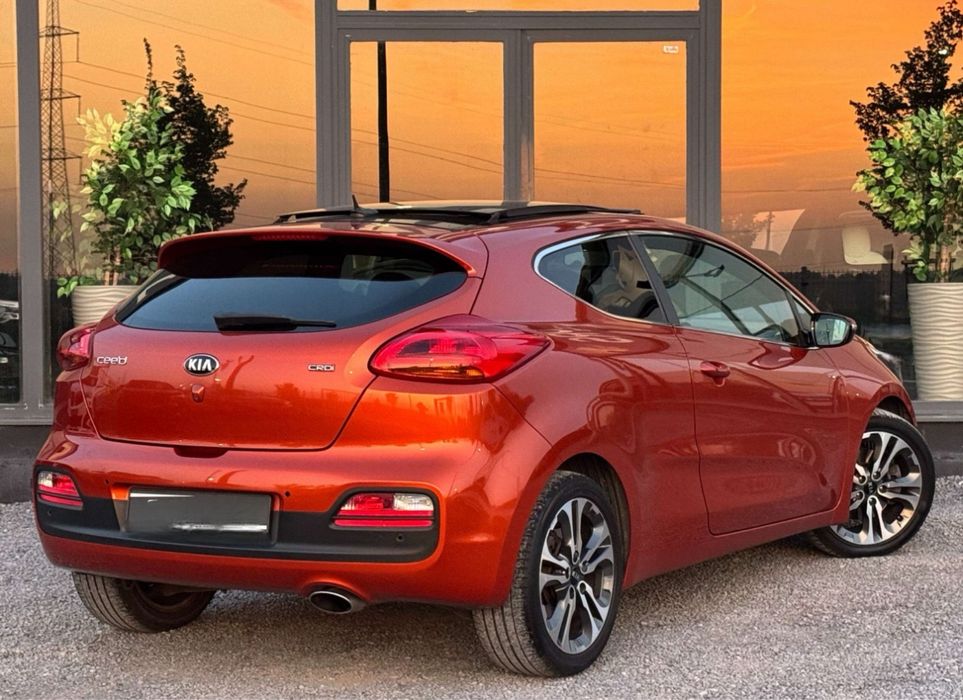Kia Ceed 1.6 CRDi Sport Coupe