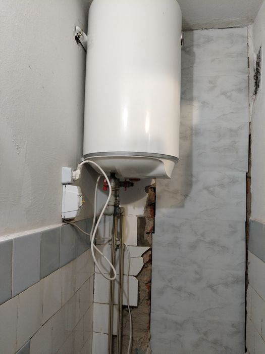 Продається 4х кімнатна квартира в цегляному будинку