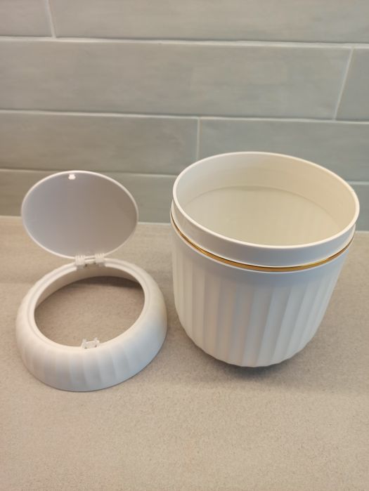 Kosz kolumnowy na biurko