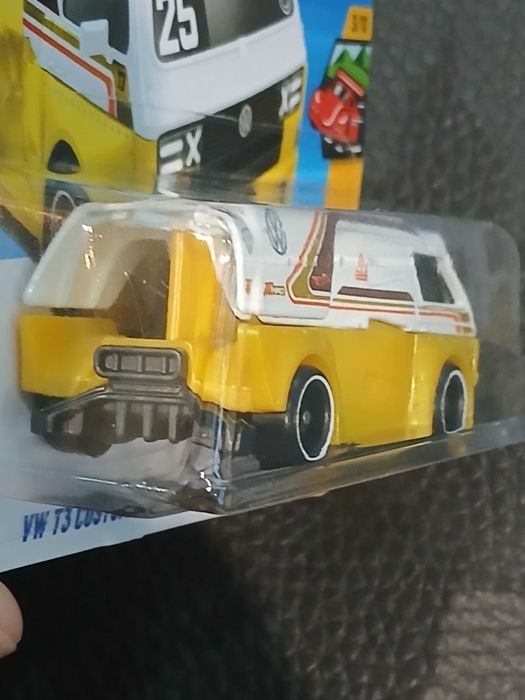 Колекційні модельки Hot Wheels