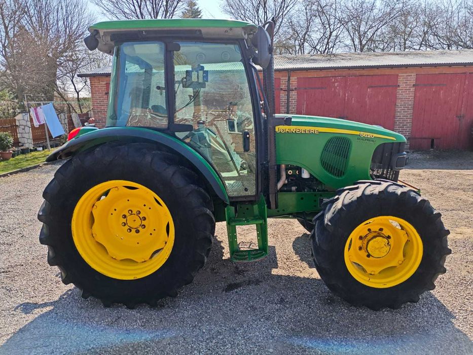 Ciągnik John Deere 5620 Cena brutto